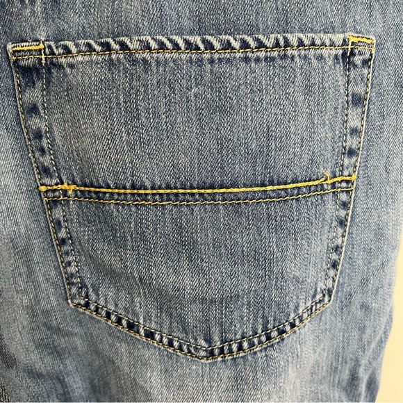 Men’s  Tommy Bahama Classic Fit Light Wash Relaxed Jeans Size 40 X 30 - Picture 12 of 14